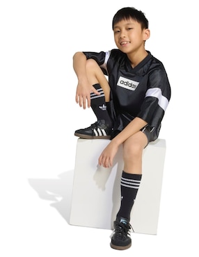 Conjunto deportivo Adidas para niño