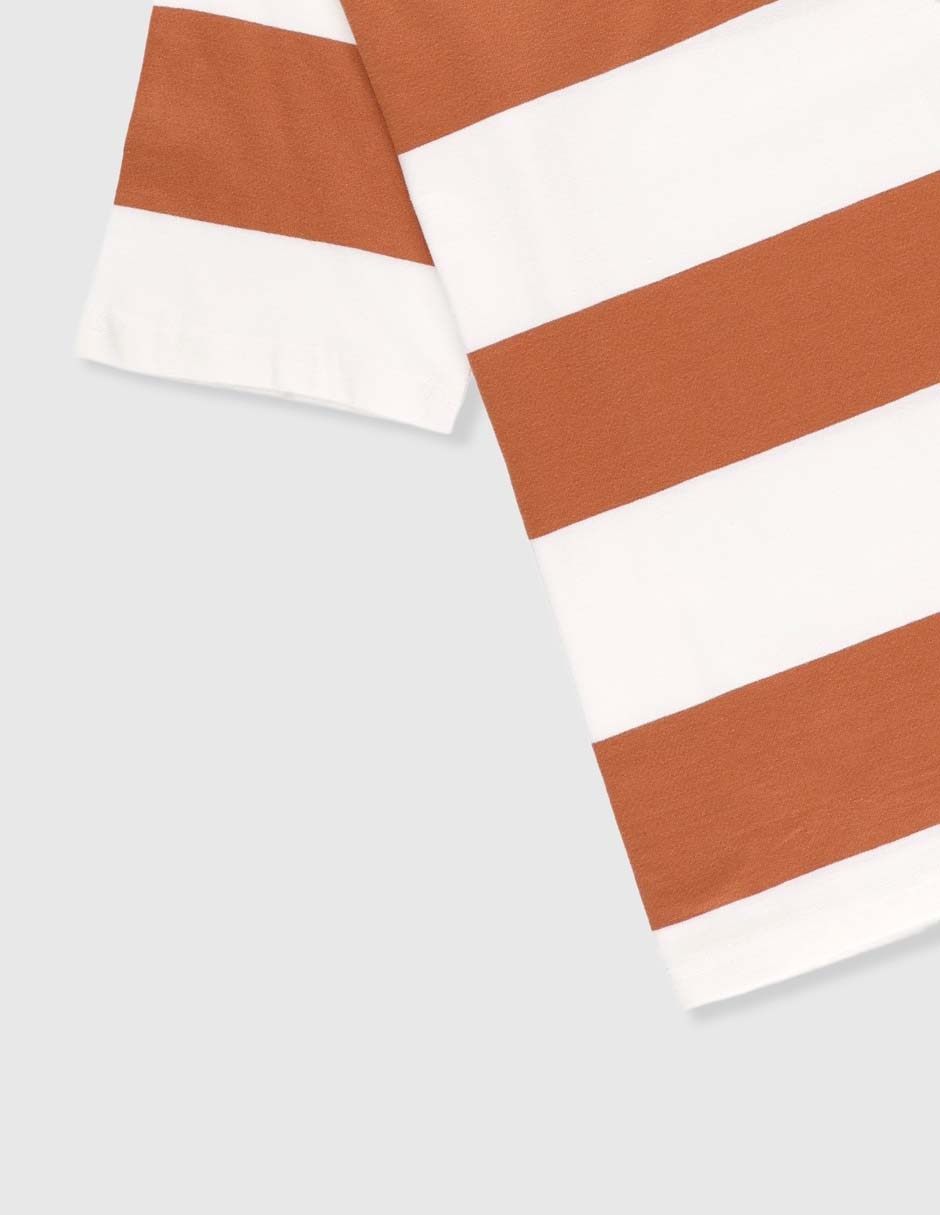 Playera tipo polo para niño 4